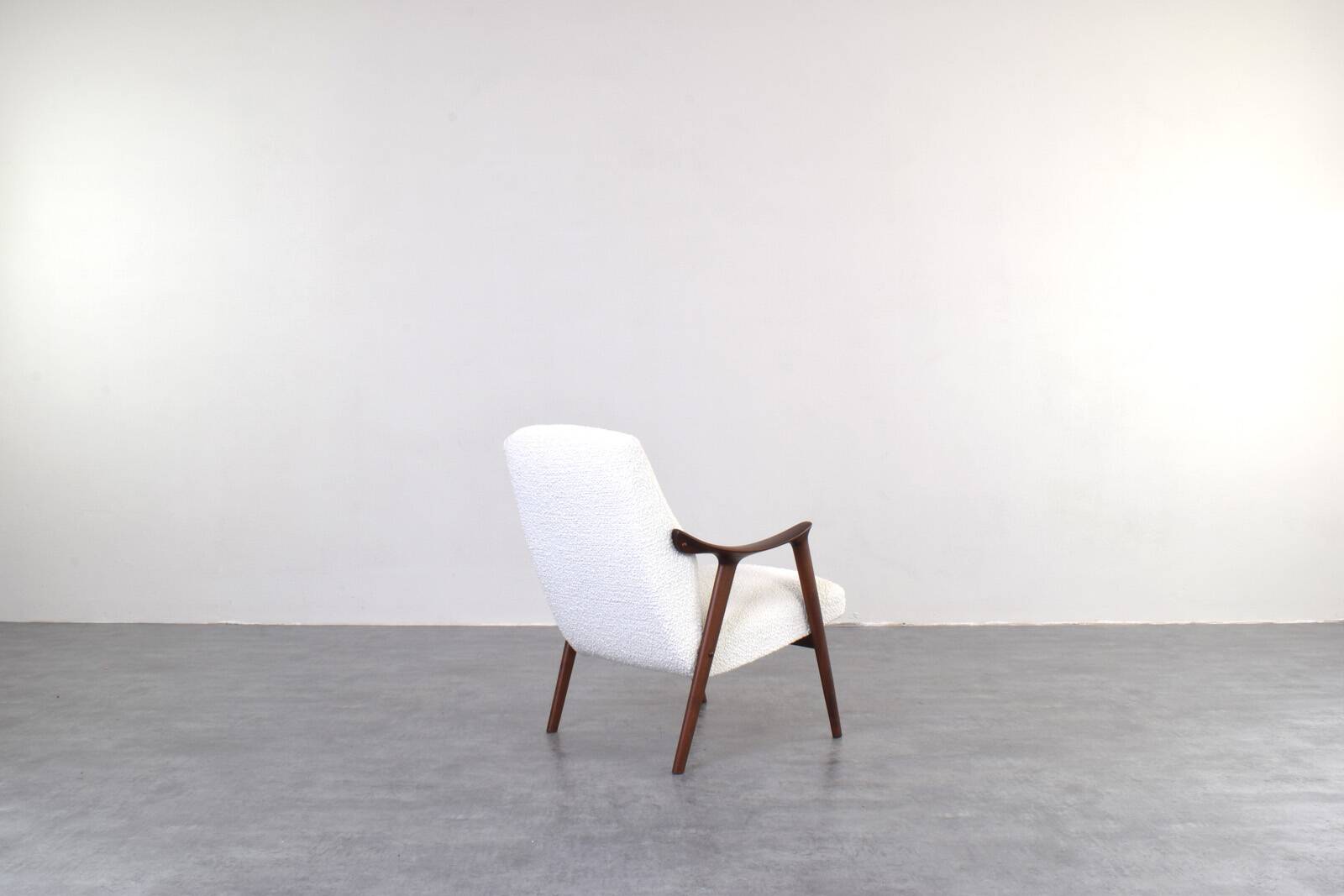 Mid-Century „Tenor” Teak & Boucle Armchair from Møre Lenestolfabrikk, 1960s
