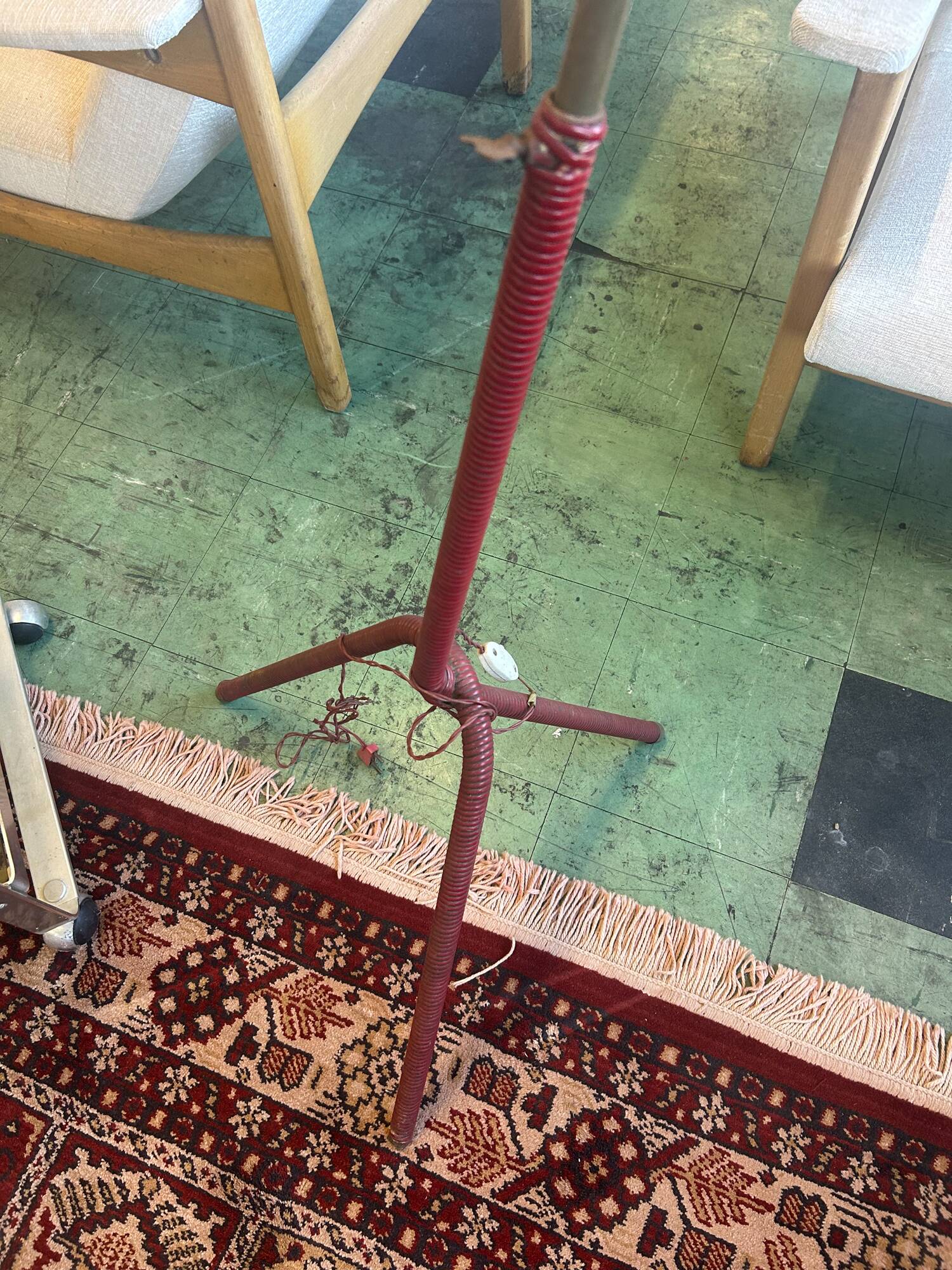 Lampadaire tripode année 50