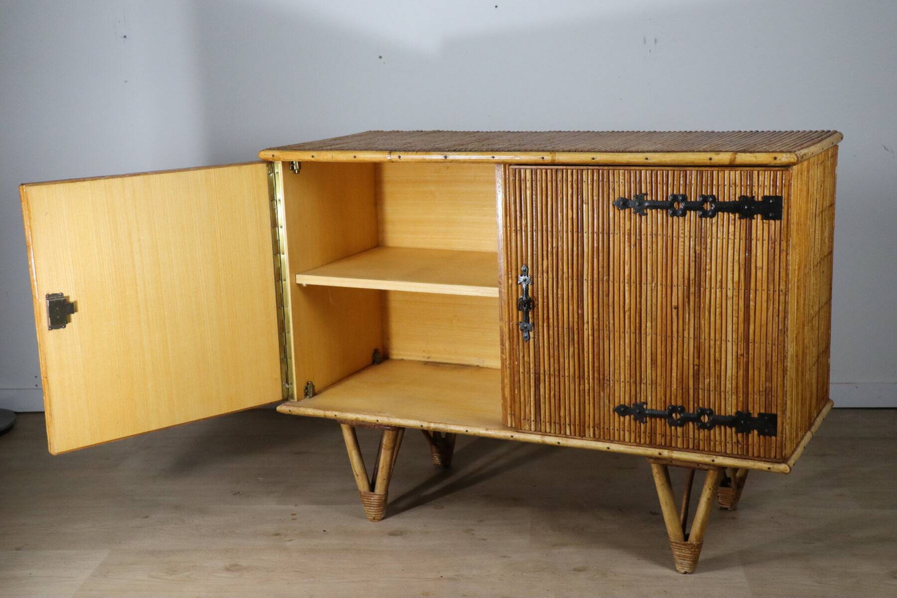Vintage woven rattan sideboard - 1960
