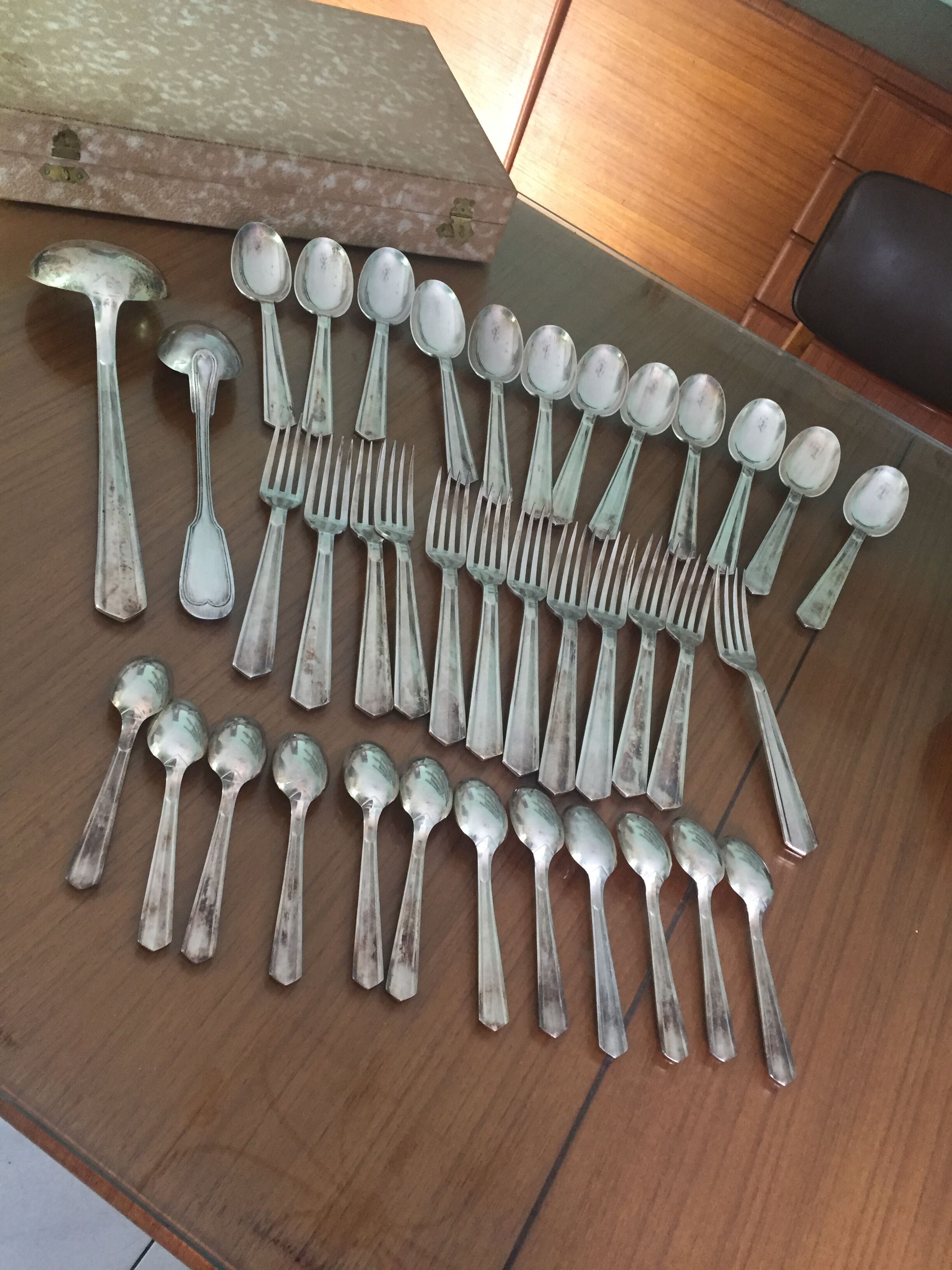 Silverware service