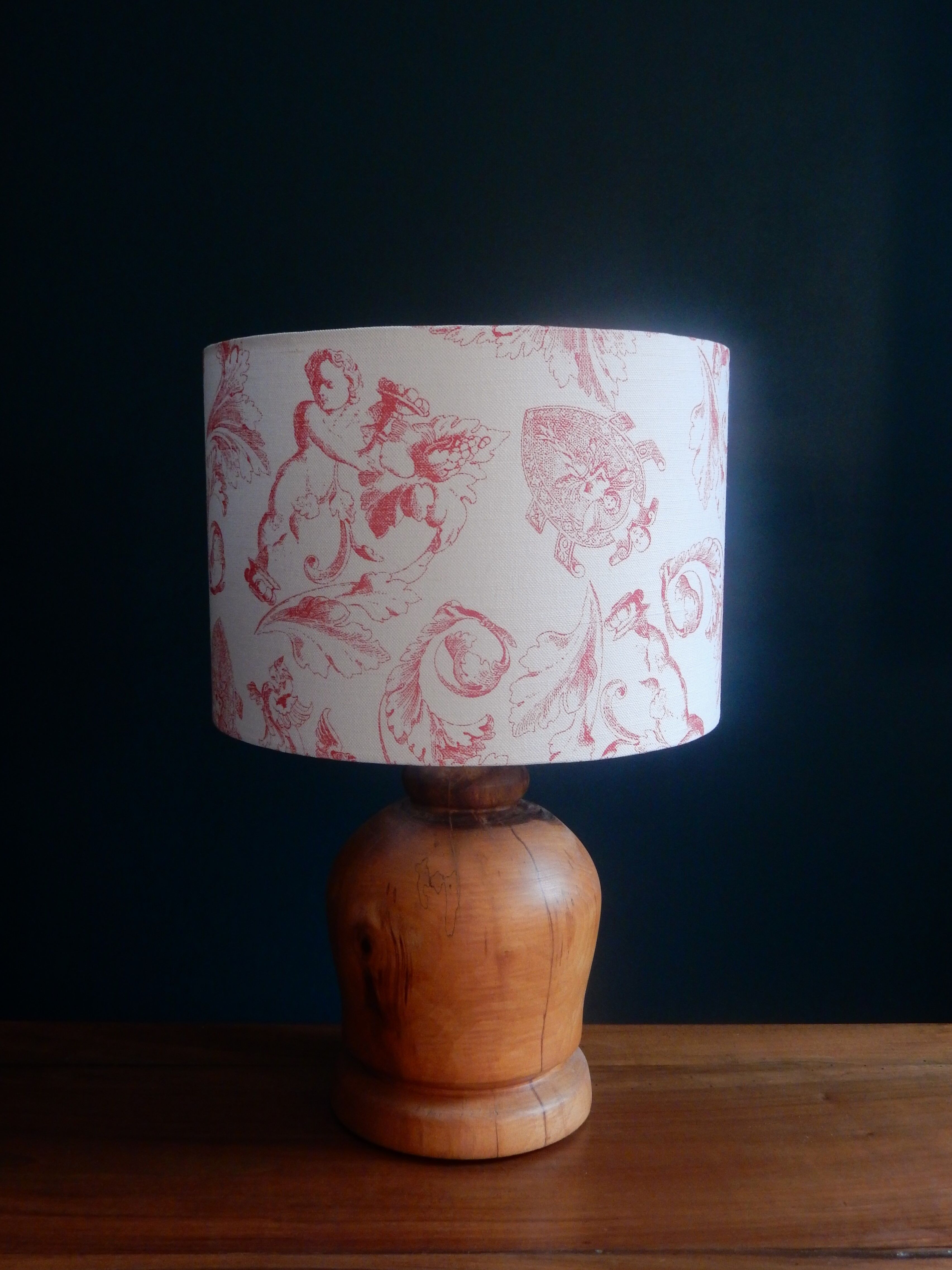 Abat-jour rond toile de jouy rouge et blanche