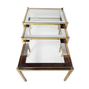 Trois tables gigognes