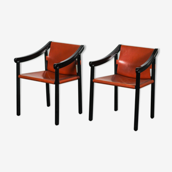 Pair of armchairs 905, Vico Magistretti for Cassina