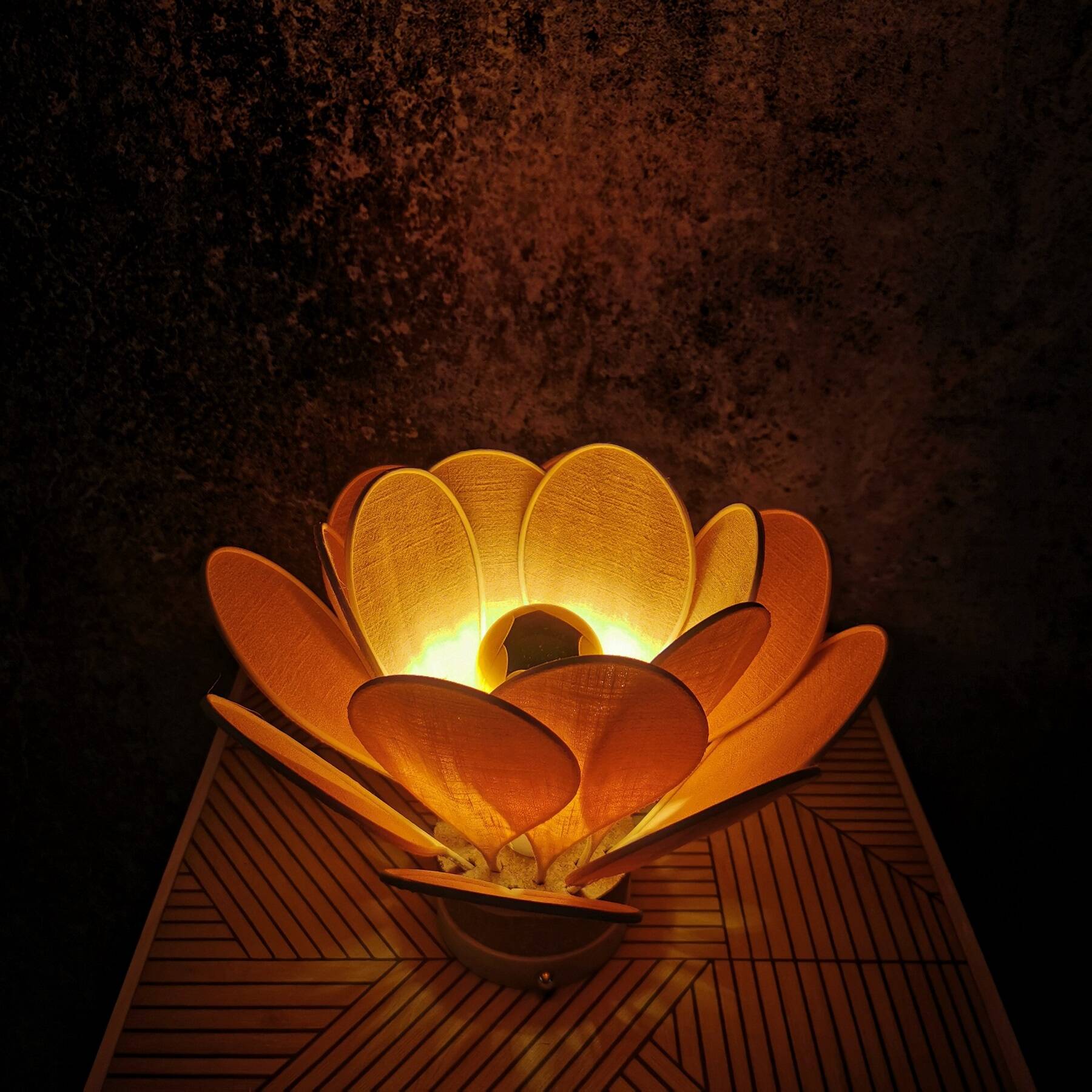 Flower table lamp made of rattan and blush pink linen petals