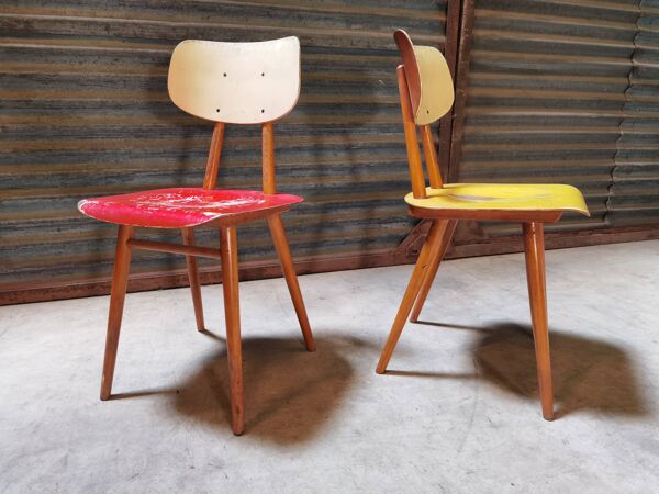 Paire de chaises bois éditées par Ton 1960