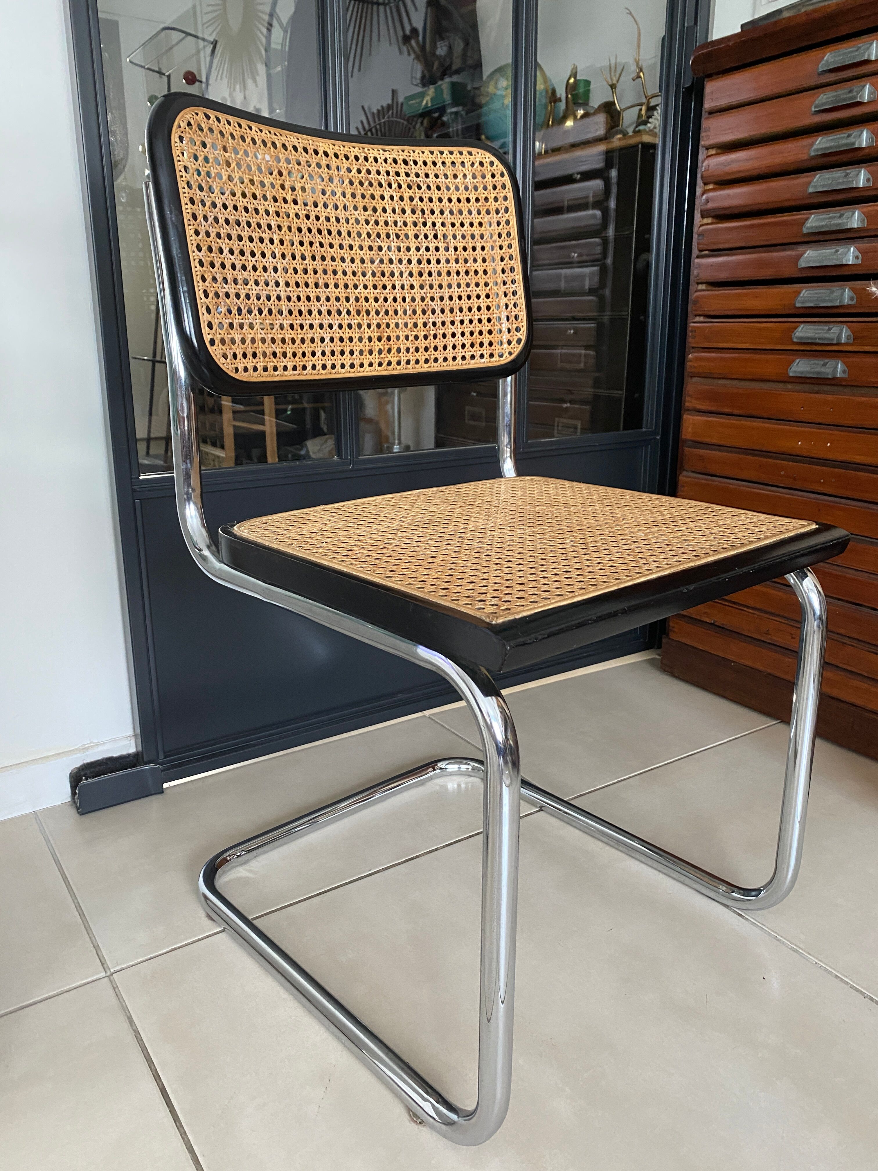 Chaise Marcel Breuer modèle Cesca B32