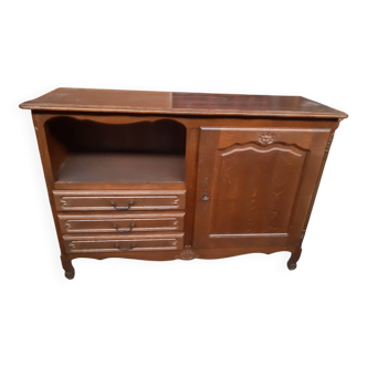 Old buffet