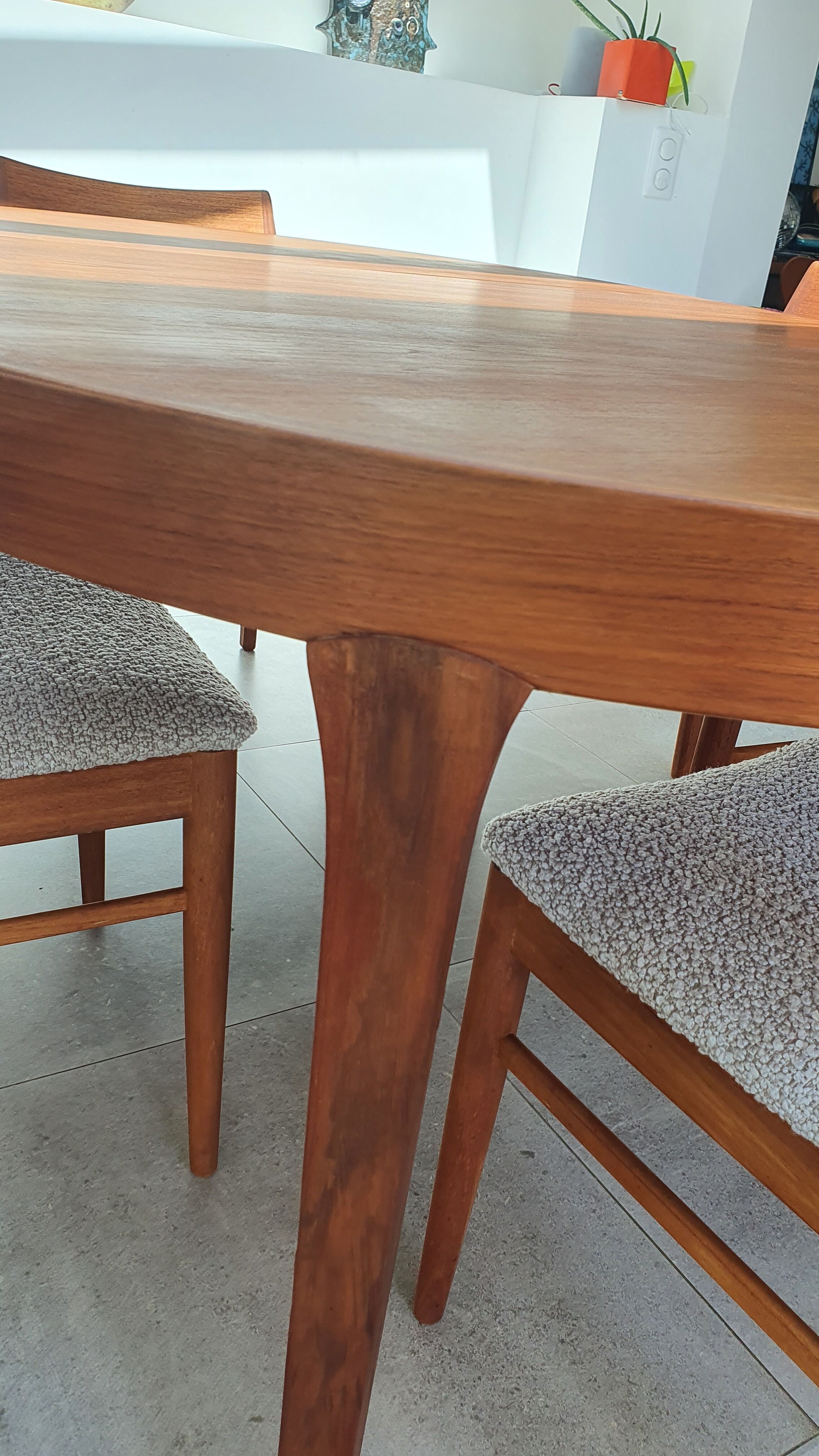 Teak dining table editor Gudme Mobelfabrik, Danish