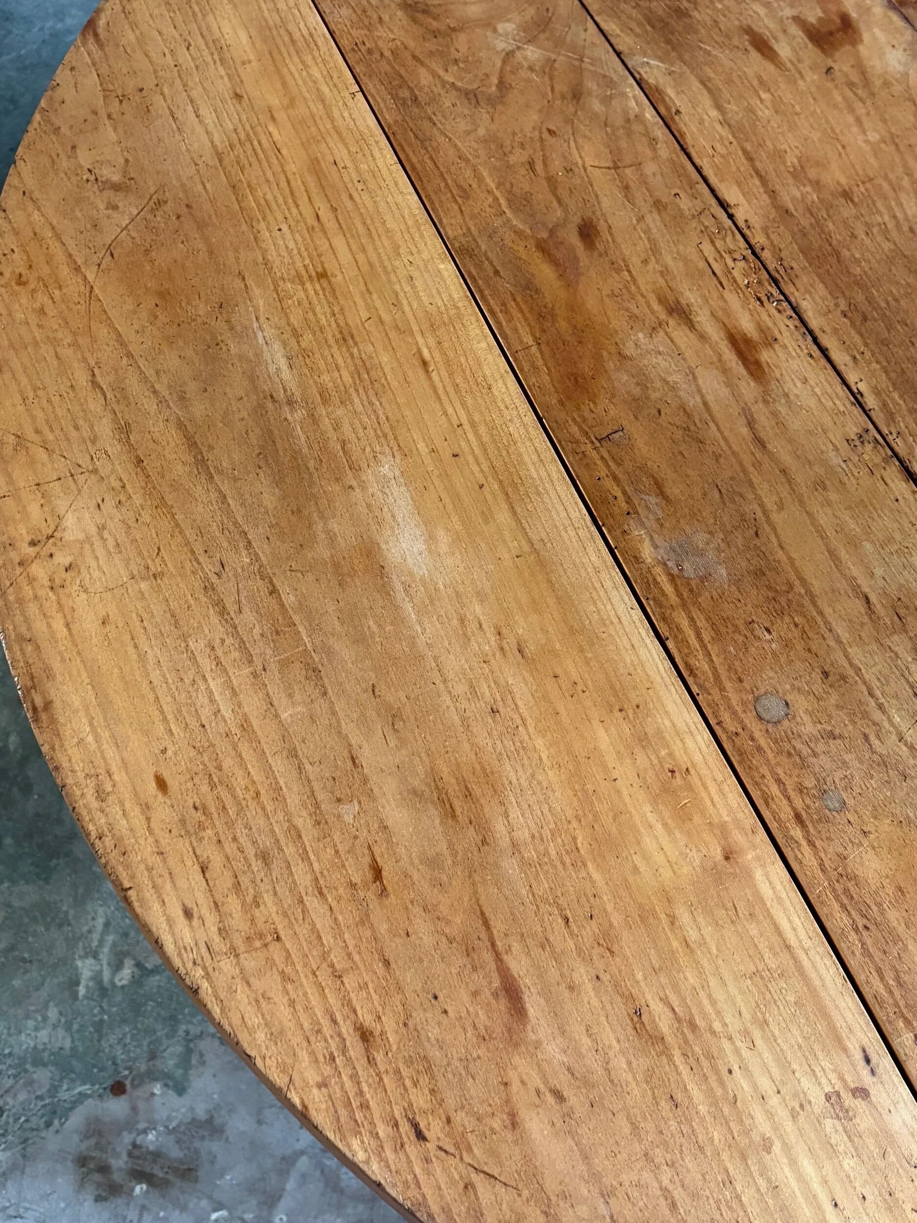 Dining table with 2 leaves in wood ⌀ 120 cm