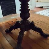 Violin table
