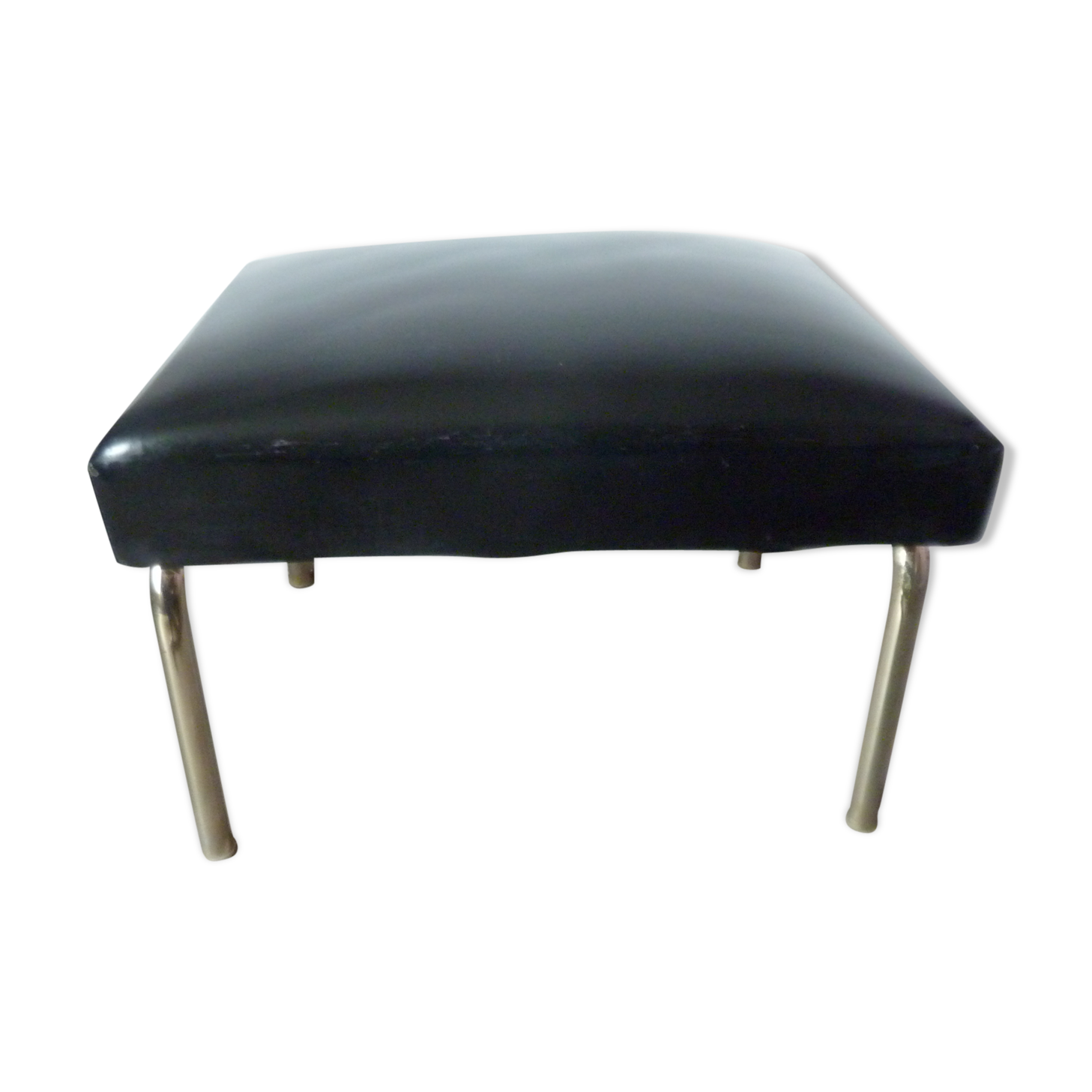 Ottoman foot rest in chrome and black leatherette of the 1950s