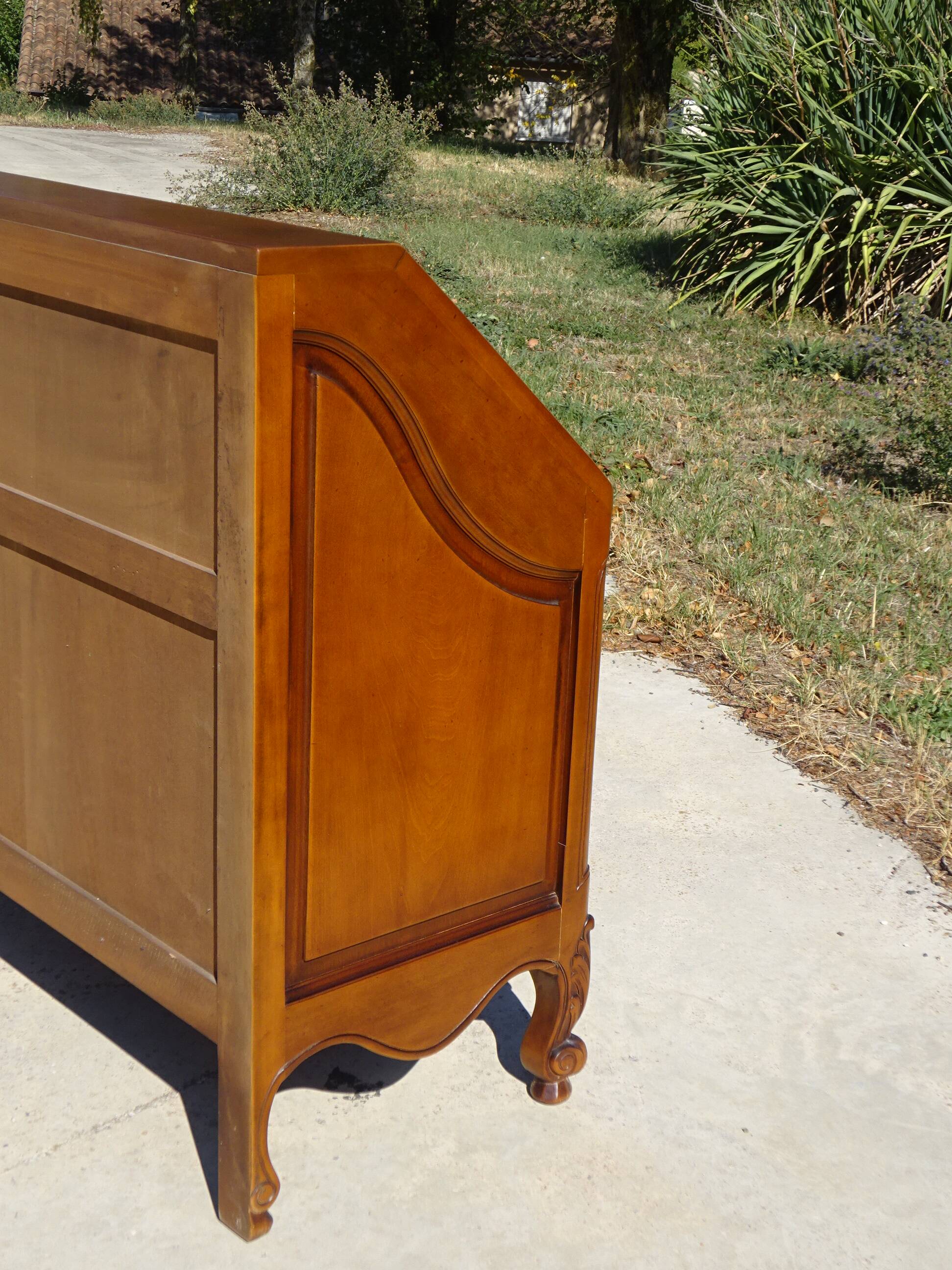 Secretary in solid cherry wood in Louis XV style.