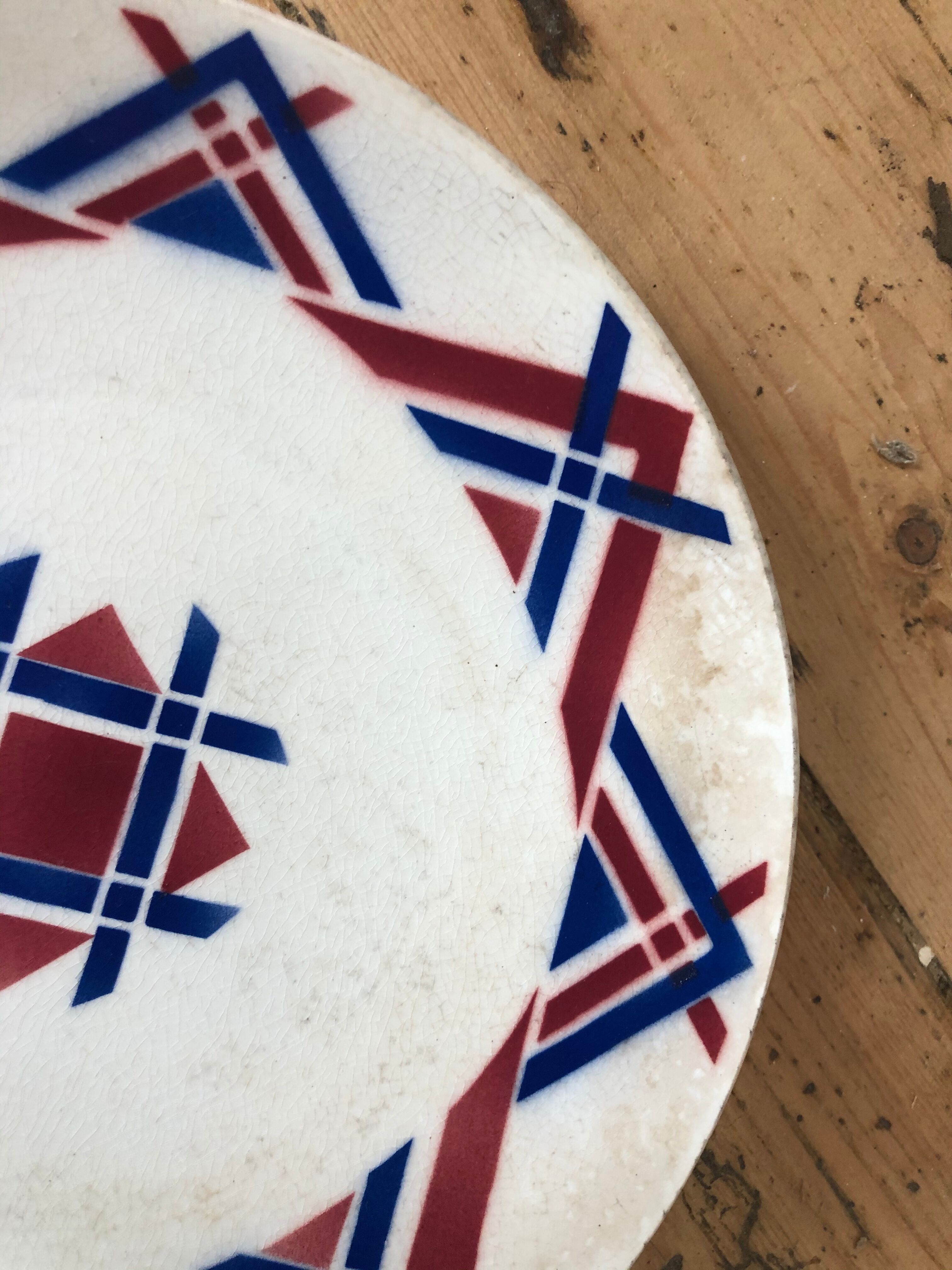 Set of 10 dessert plates in earthenware