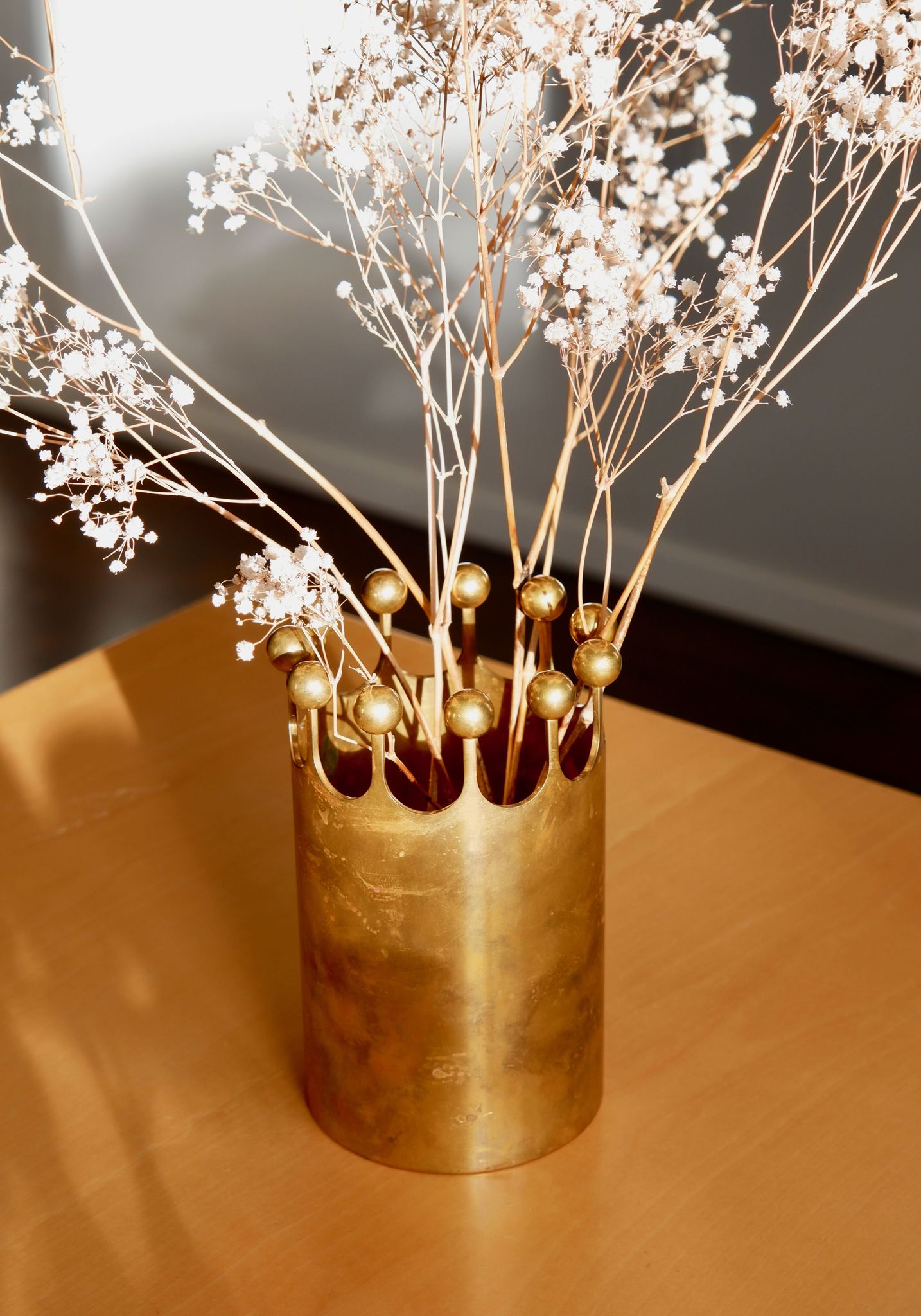 Pierre Forssell crown brass vase for Skultuna circa 1970