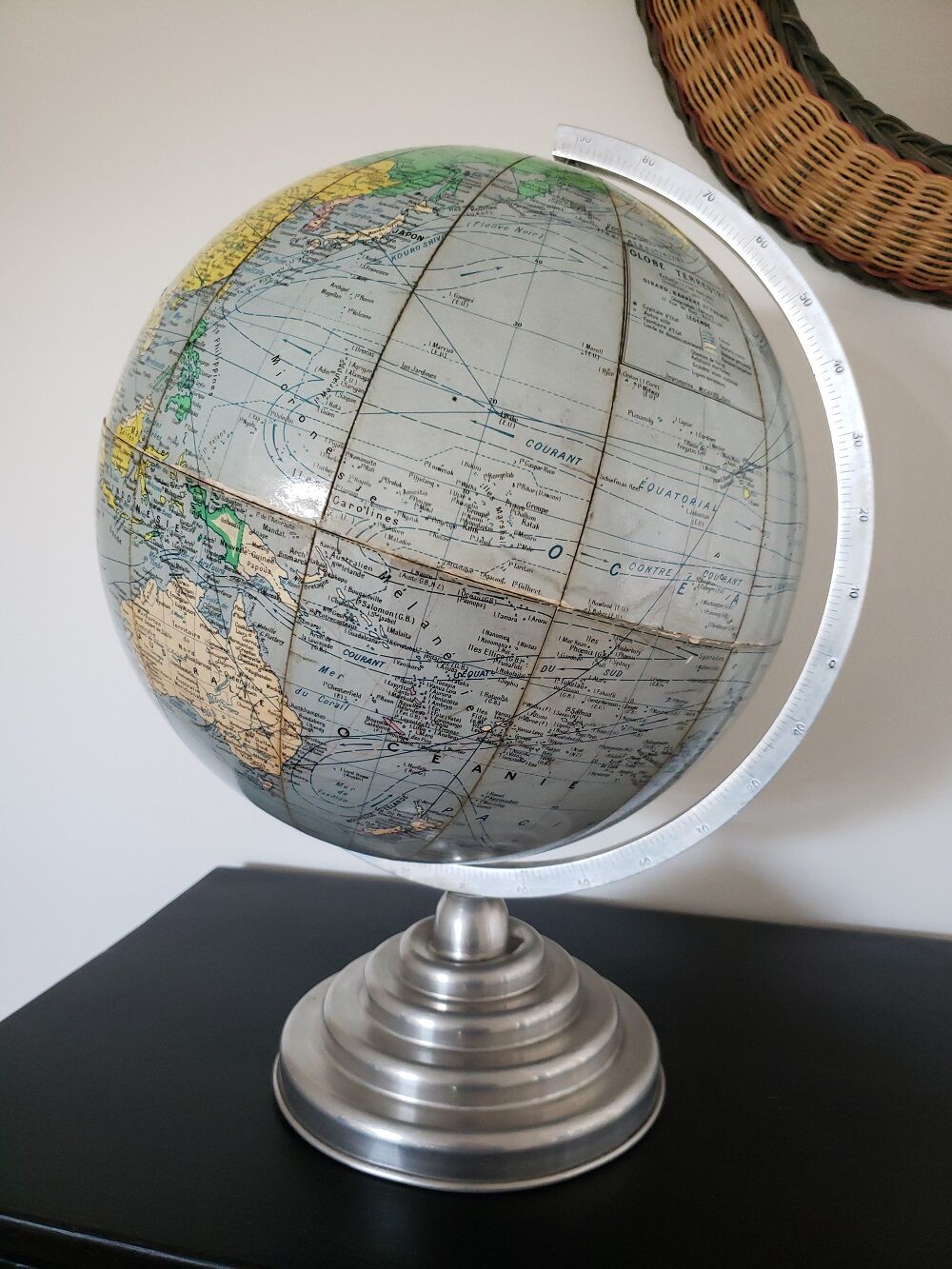 Vintage Globe Land
