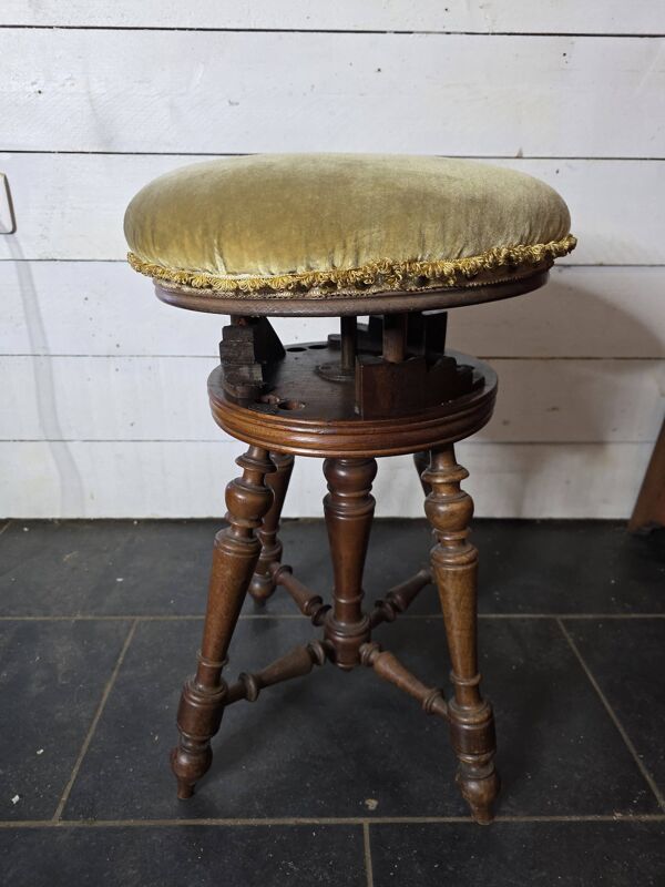Ancien tabouret de piano réglable