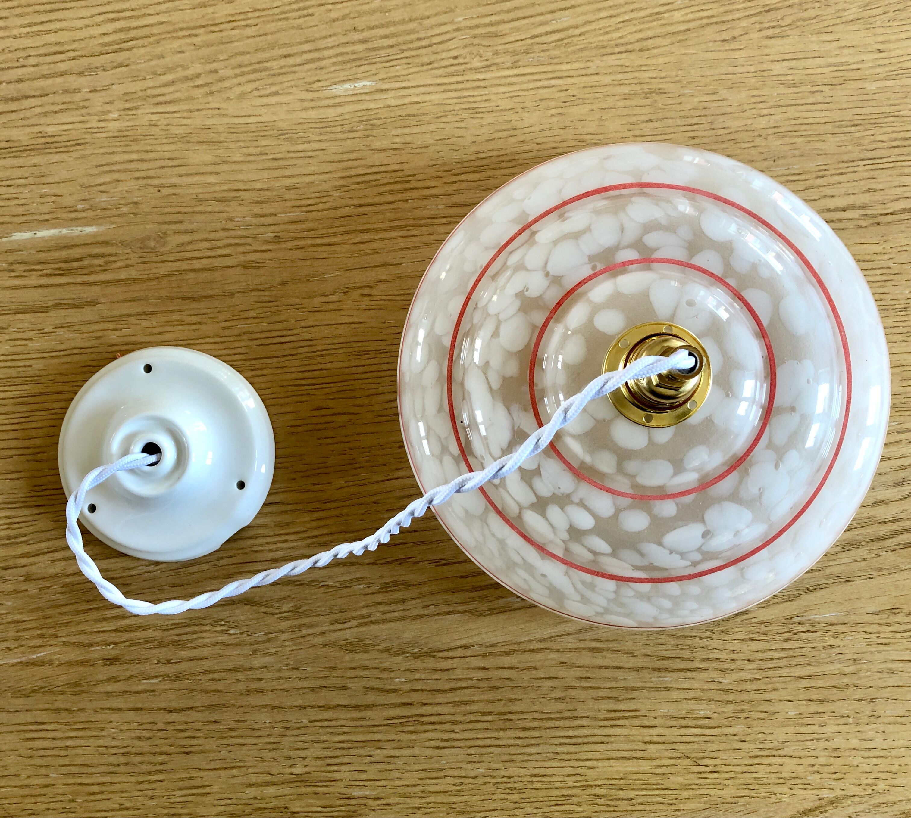 Vintage lampshade suspension and porcelain rosette