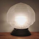 Plafonnier globe en verre art déco