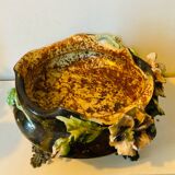 Cache pot, Napoleon III jardinière from the 19th century in barbotine and bronze.