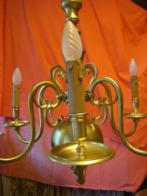 Dutch chandelier in solid bronze with 6 light arms, early 20th century.