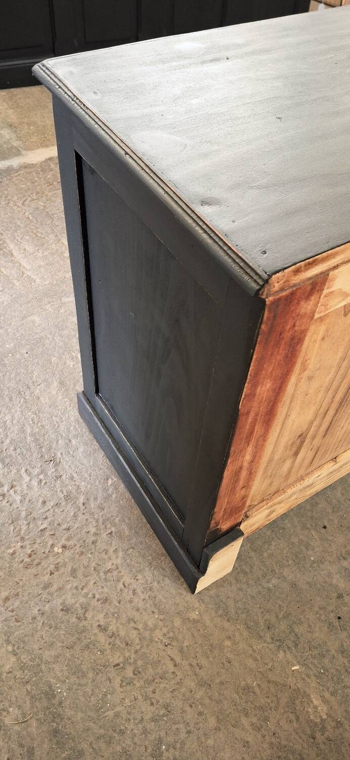 Craft cabinet with drawers