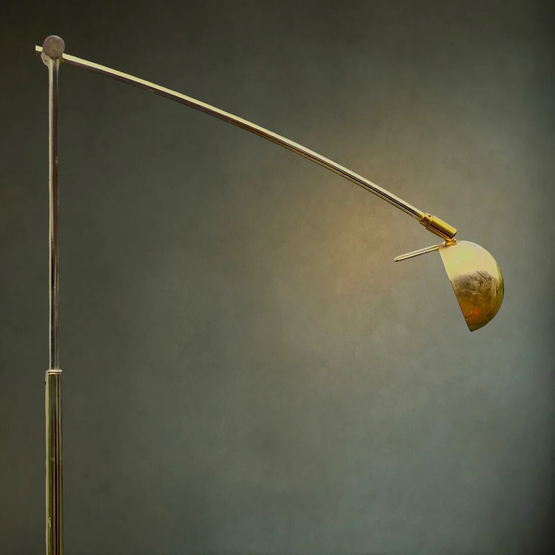 Lampadaire massive space age en métal doré bras balancier – années 70 80