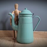 Green enamelled coffee maker lineage
