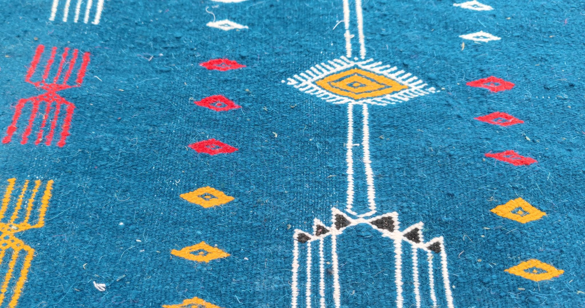Berber rug in wool 112x68cm