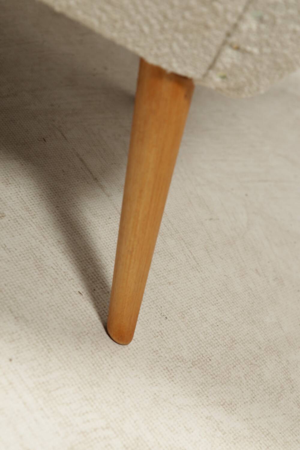 Vintage cocktail chair beige boucle expo 58