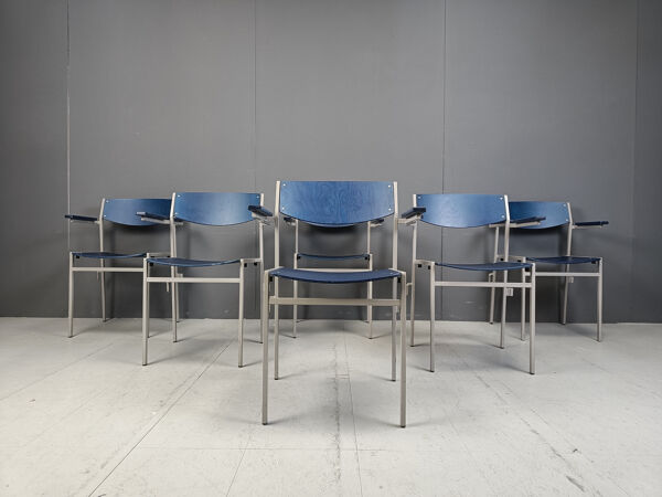 Chaises empilables minimalistes en métal et contreplaqué par Gijs Van Der Sluis