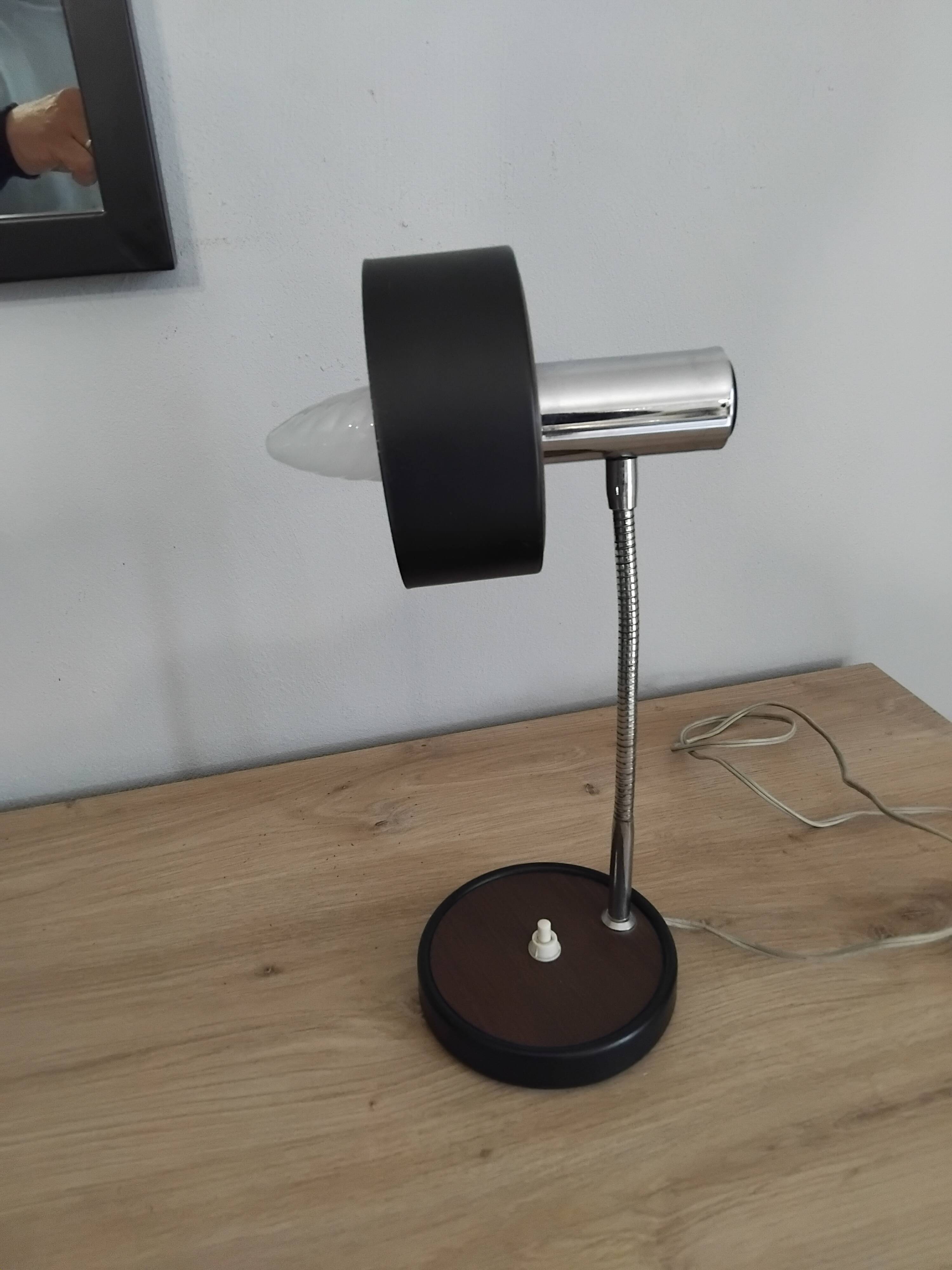 50' Italy metal articulated lamp