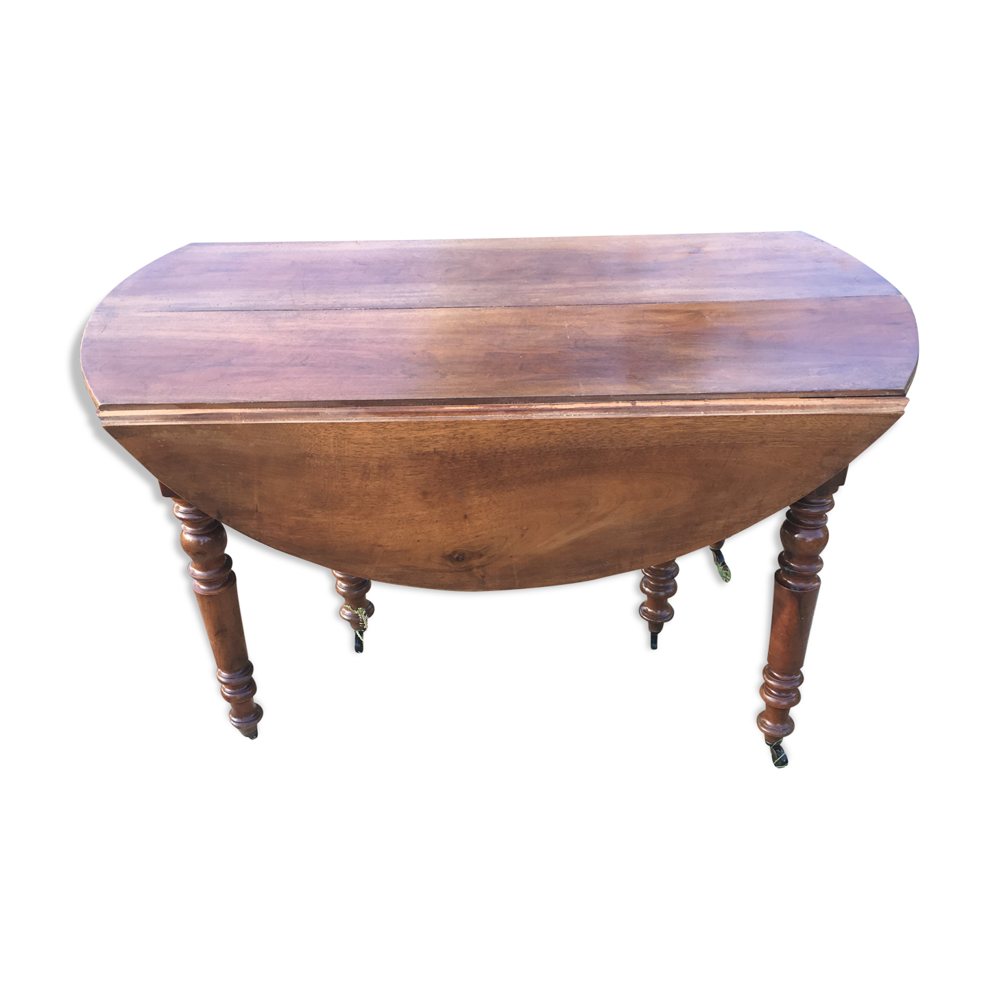 Walnut table 6 feet with extensions 3m