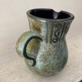 Pitcher of René and Madeleine Valence