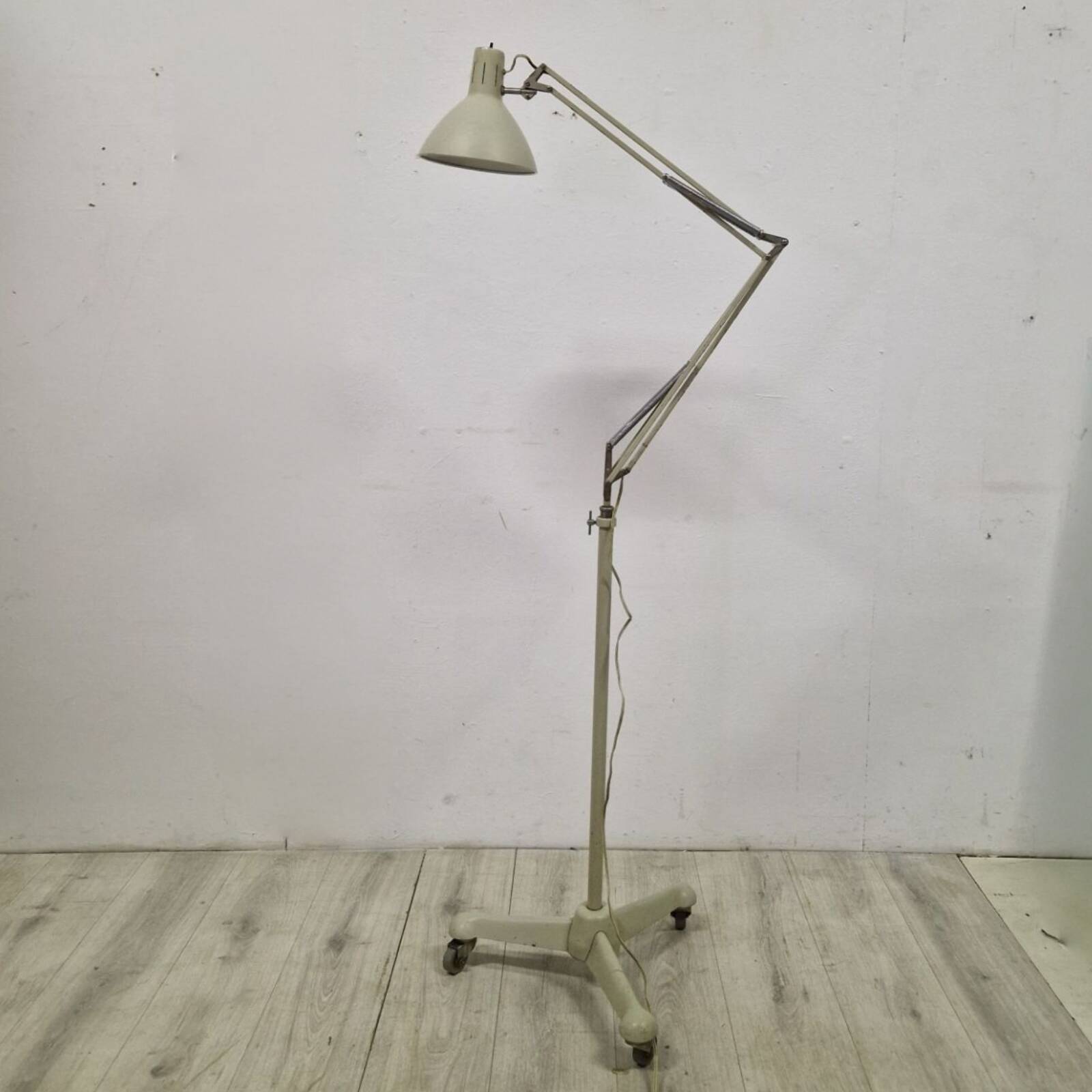 Model t3 medical floor lamp by Hala, Netherlands 1960s