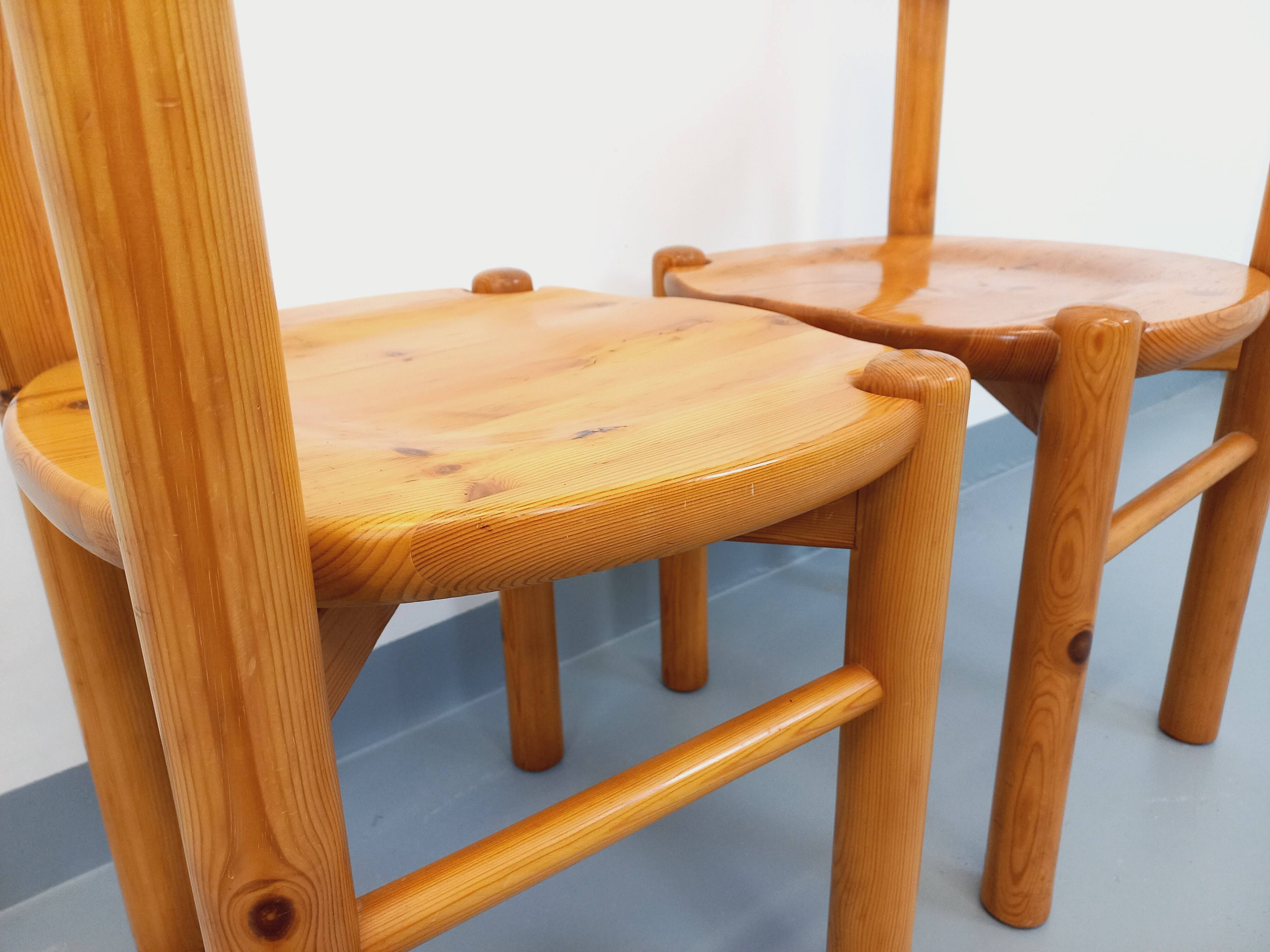 Set of 2 vintage Scandinavian chairs by Rainer Daumiller in pine from the 1960s.