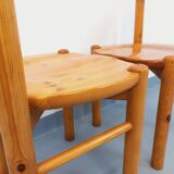 Set of 2 vintage Scandinavian chairs by Rainer Daumiller in pine from the 1960s.
