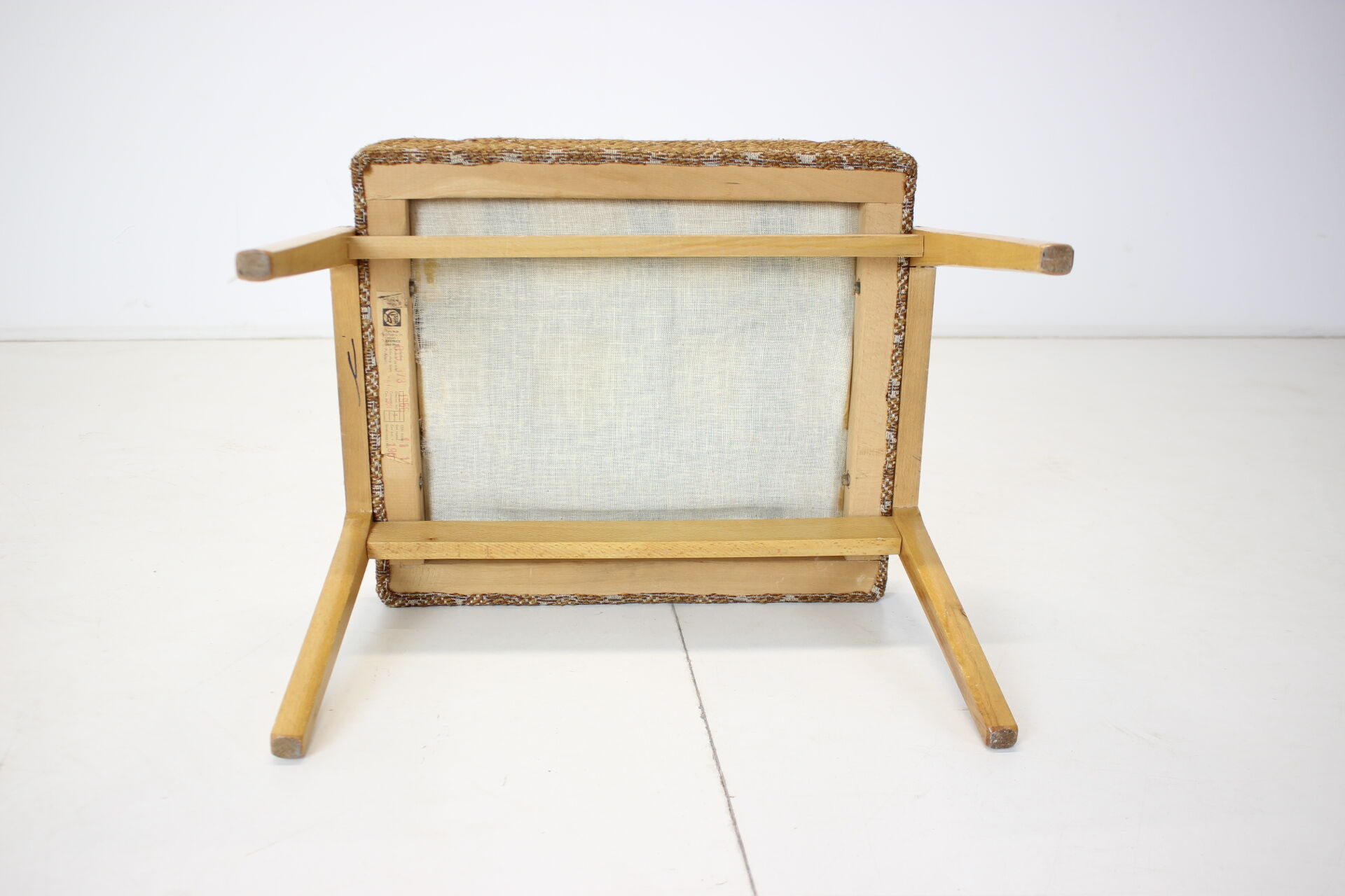 Mid-century wood stool or footstool/ton, 1966’s