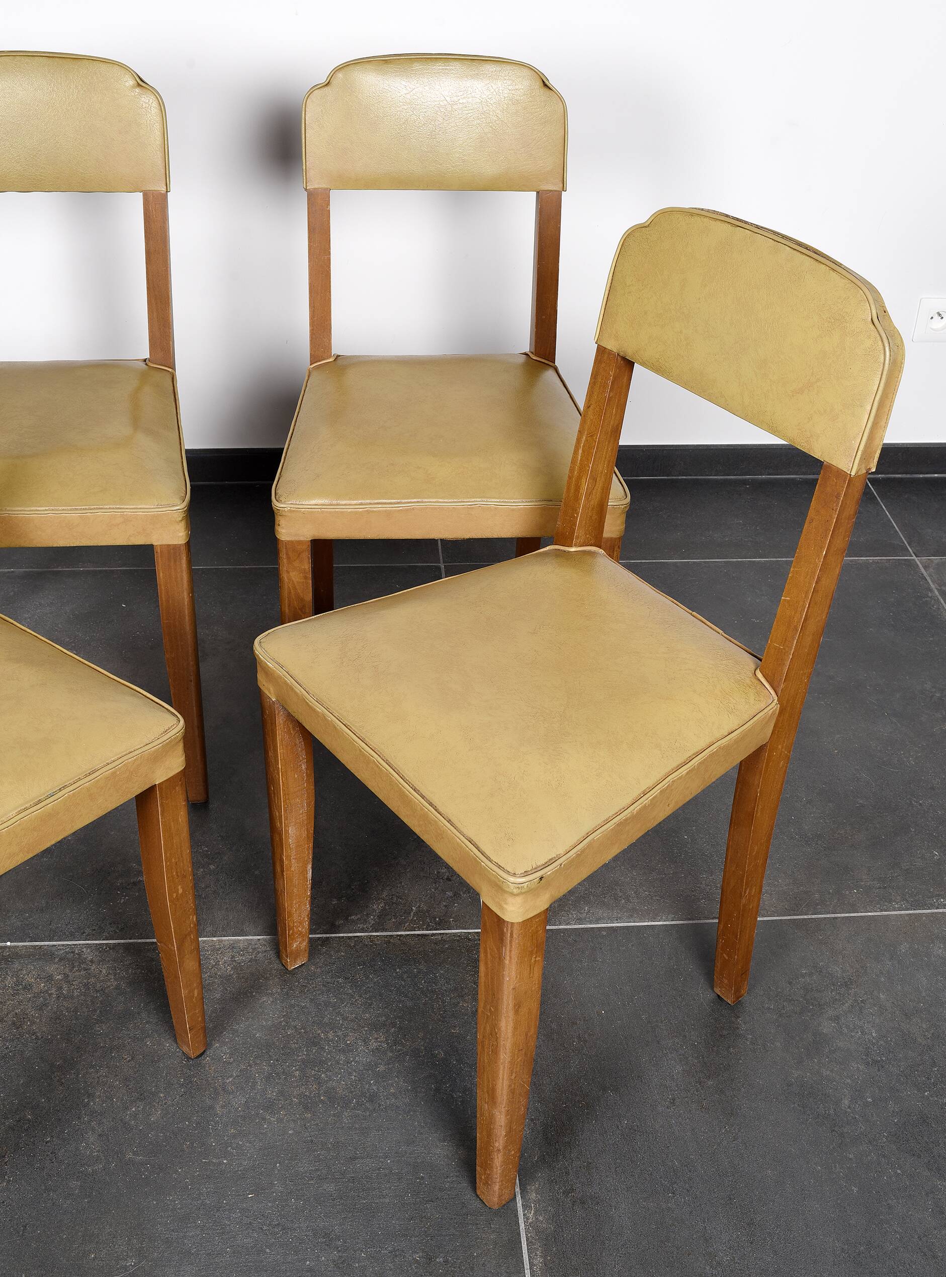 4 vintage leather chairs (yellow/ochre)