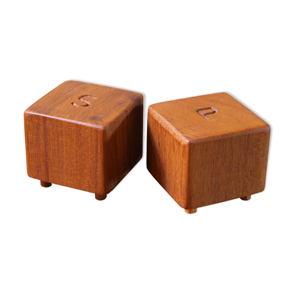 Salière et poivrière scandinave en teck