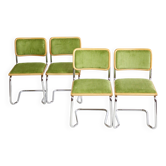 Série de quatre chaises B32