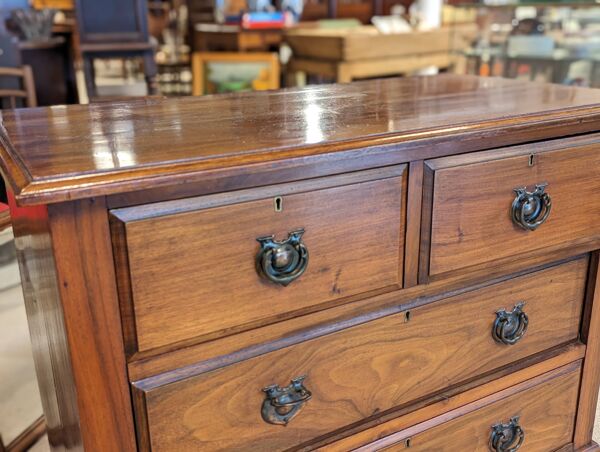 Commode anglaise en acajou