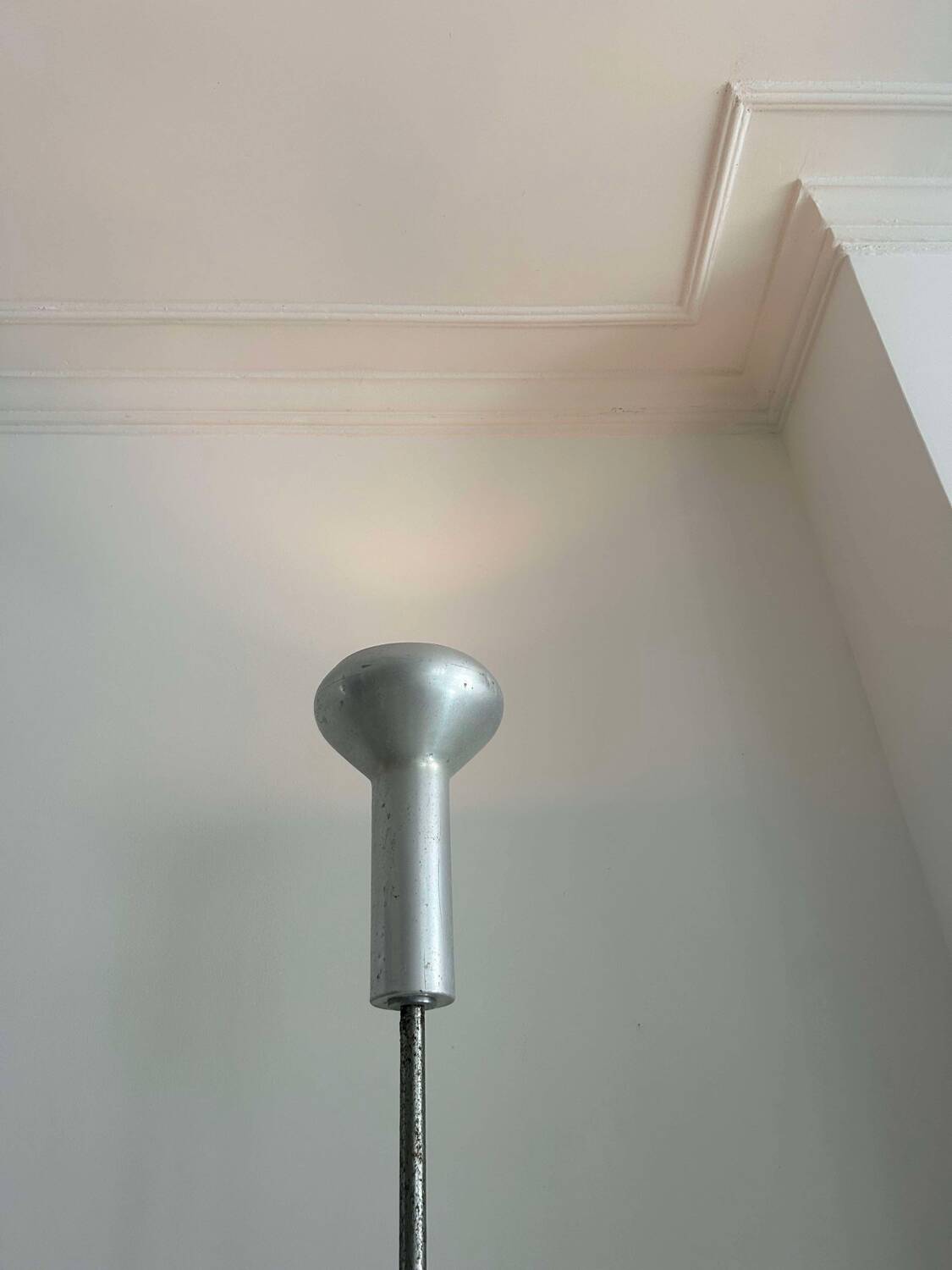 Vintage modernist floor lamp, Gino Sarfatti model 1073, Arteluce Italy 1956