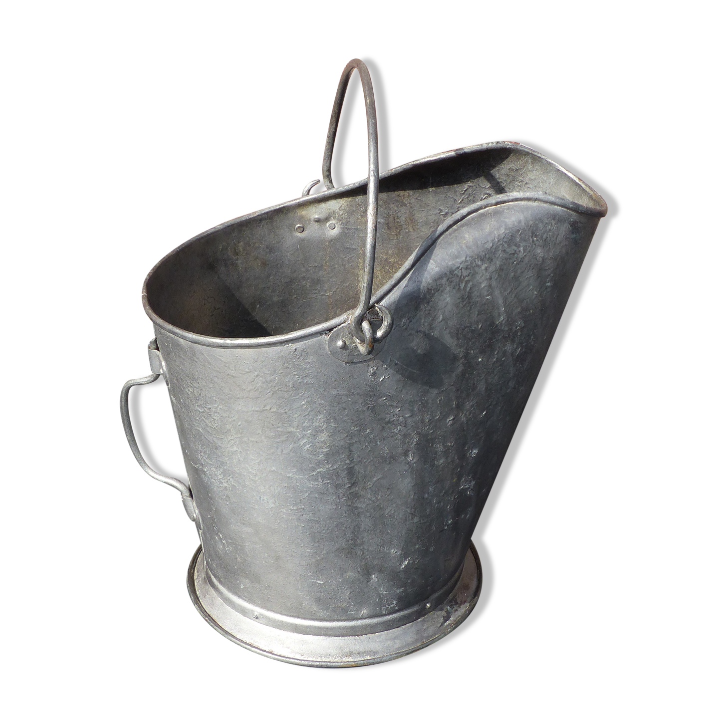 Zinc bucket