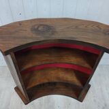 Brutalistic bar counter in solid elm