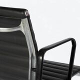 Chaise de bureau noire Herman Miller Original Eames EA318 avec base à roulettes