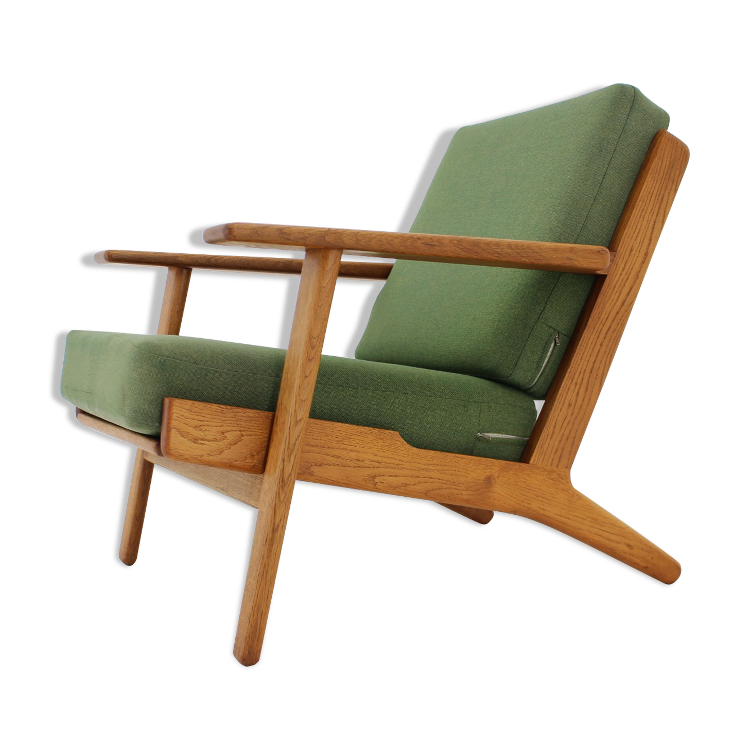 GE290 oak chair by Hans J Wegner for Getama Denmark