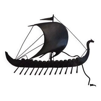 Longship lamp