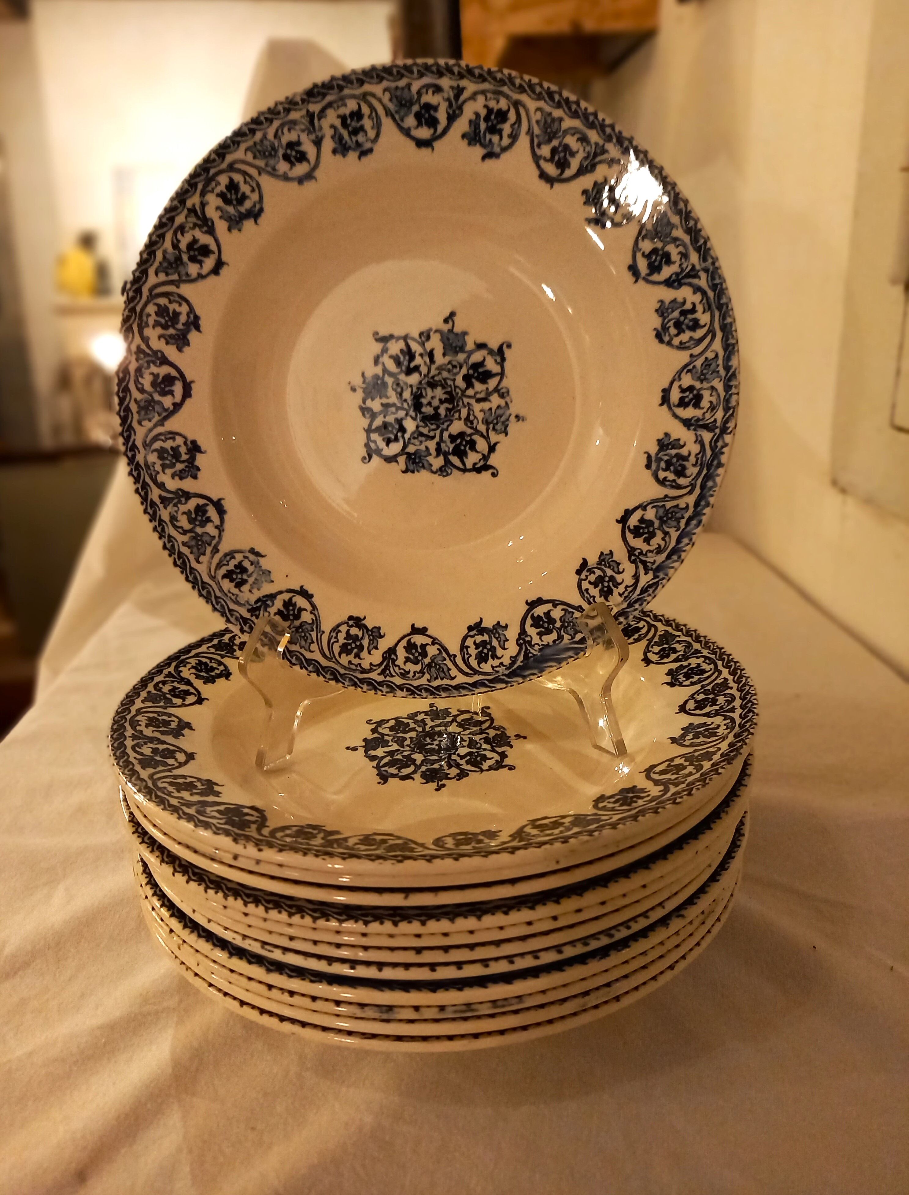 12 Terre de fer hollow plates, Brienne model, HB&Cie