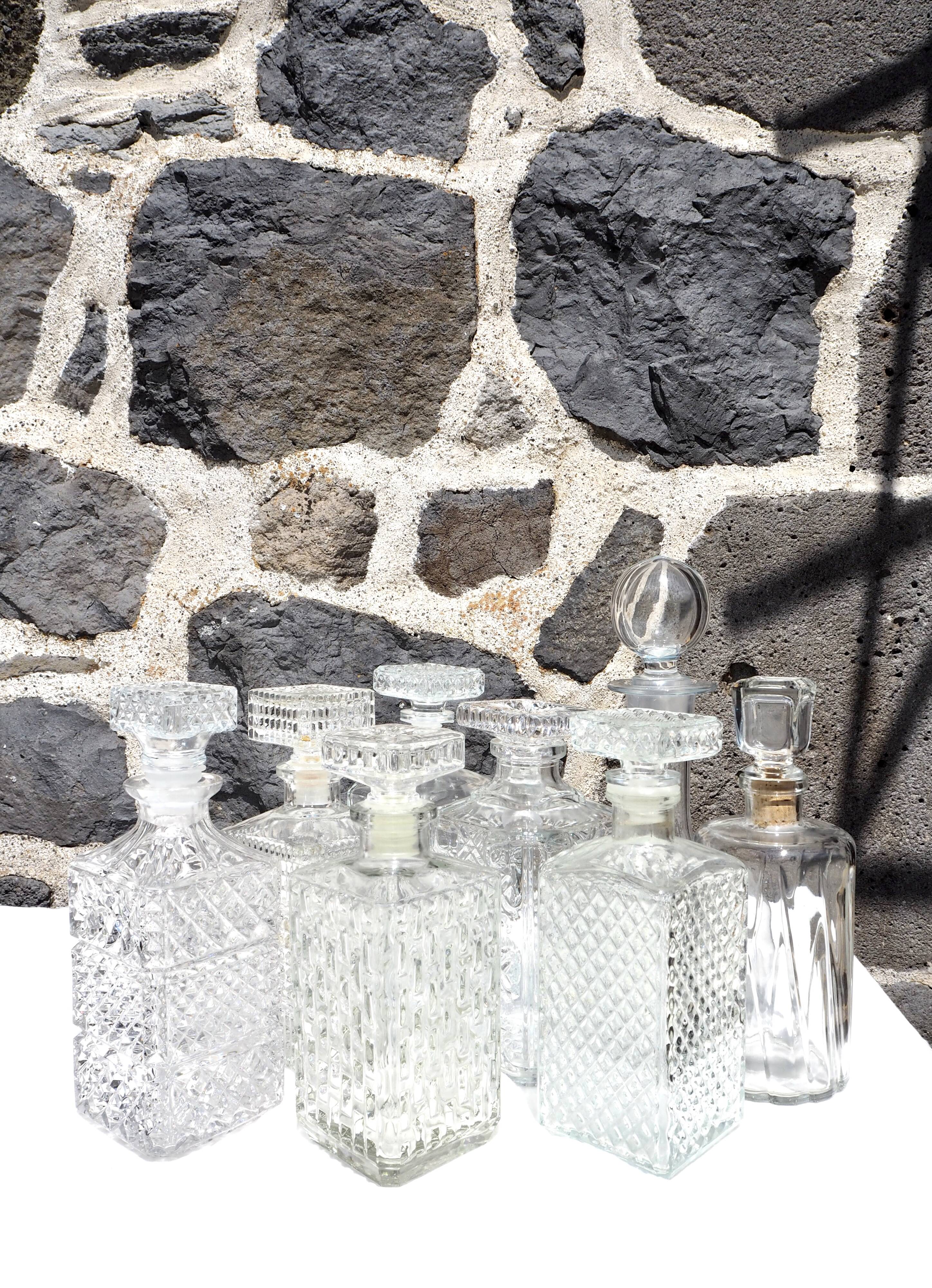 Glass whisky decanter