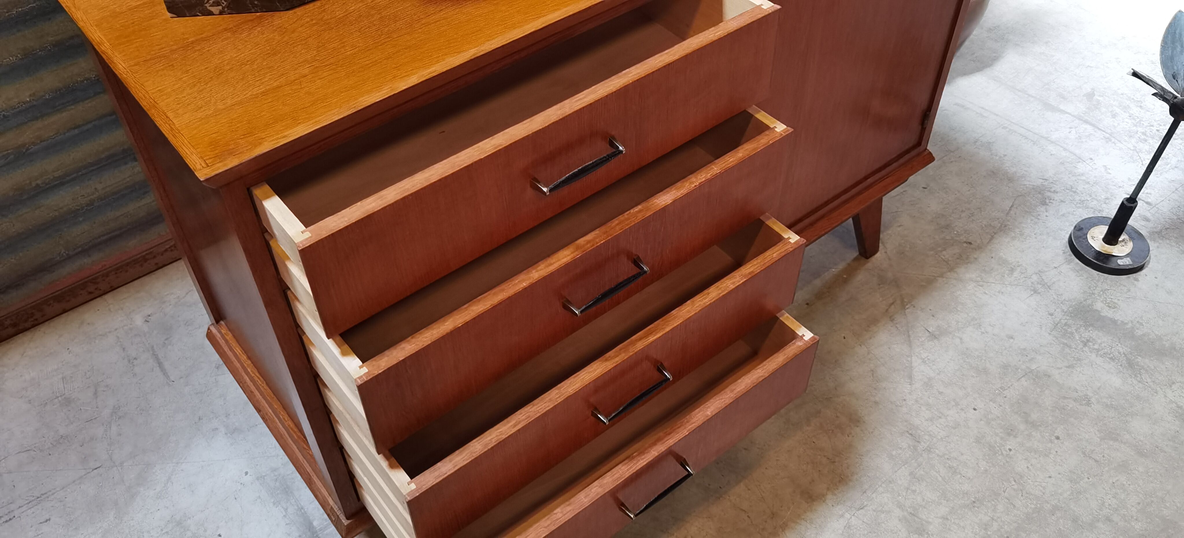 Buffet feet french compass 1970